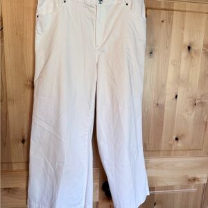 LG White Super Stylish Pants with Stretch ~ Size 14